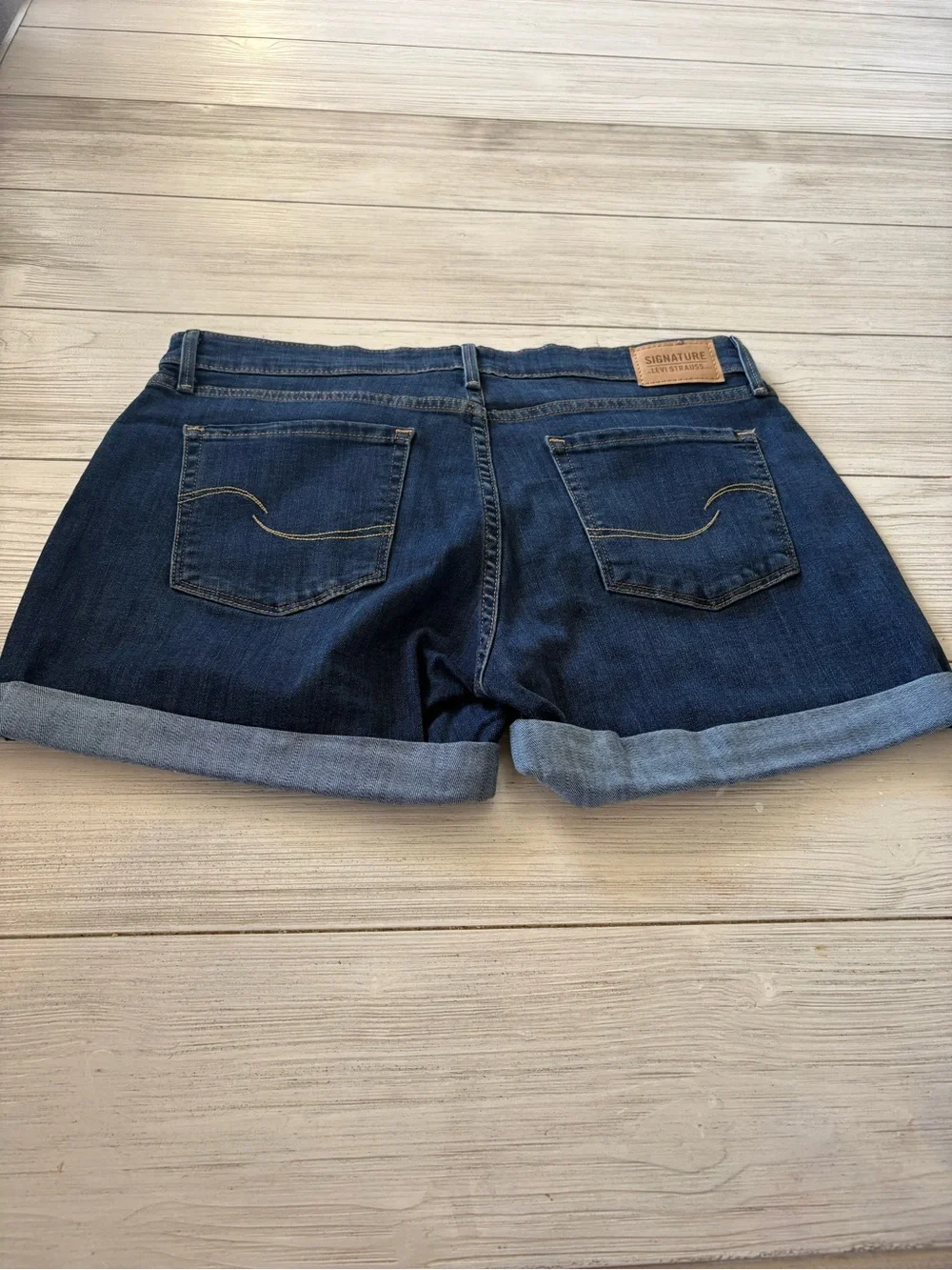 Levi's Dark Blue Cuffed Denim Shorts | Size 12 (W31)